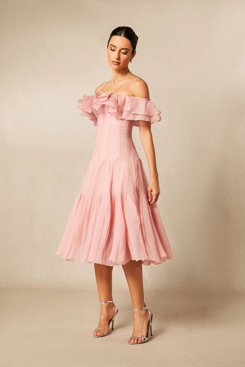 Vita - Off-Shoulder Ruffle Midi Dress