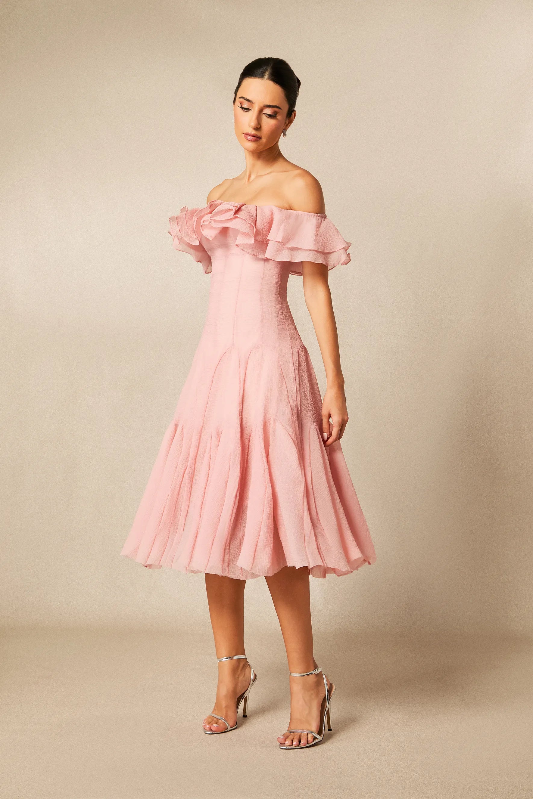 Vita - Off-Shoulder Ruffle Midi Dress