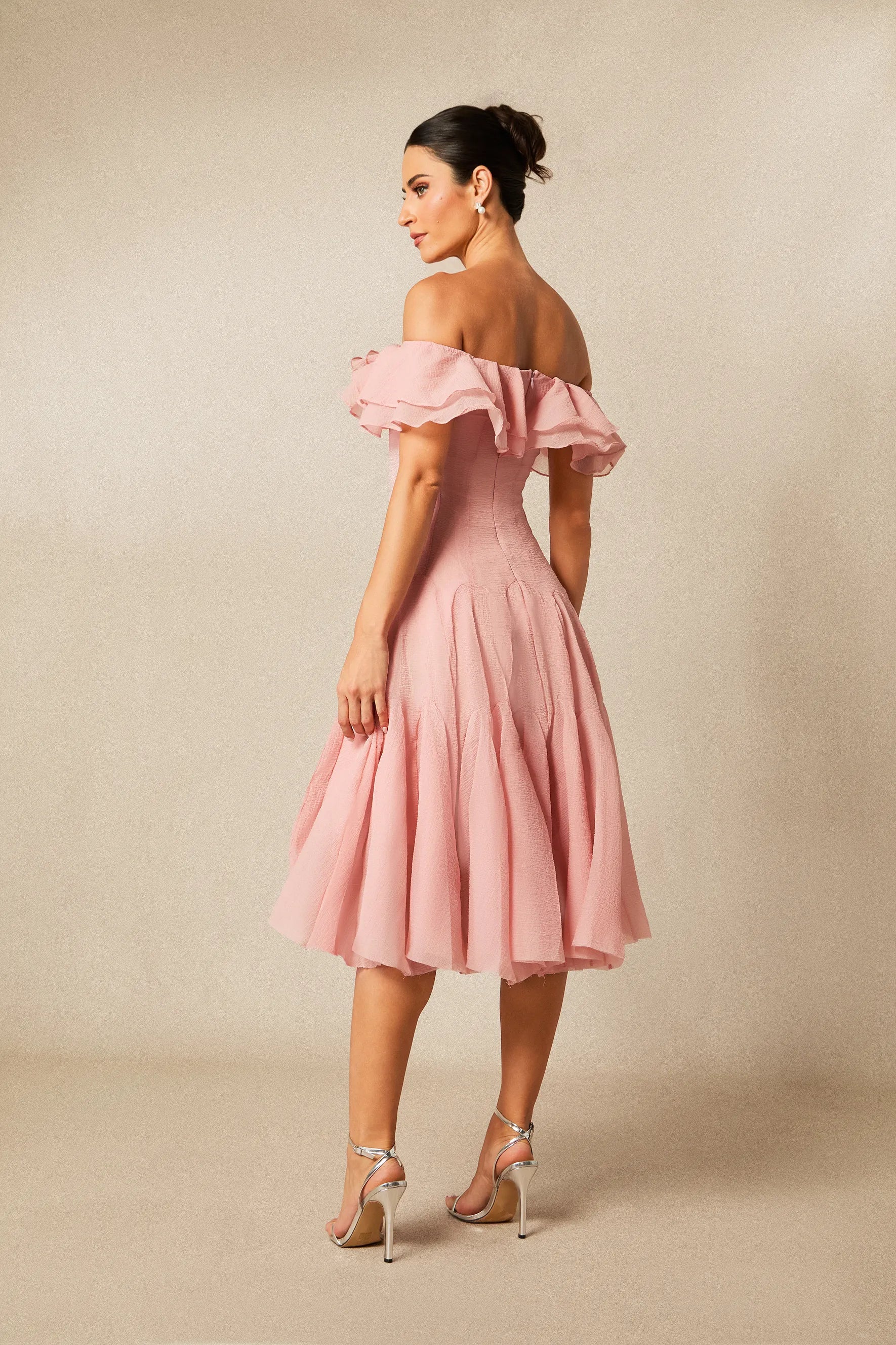 Vita - Off-Shoulder Ruffle Midi Dress