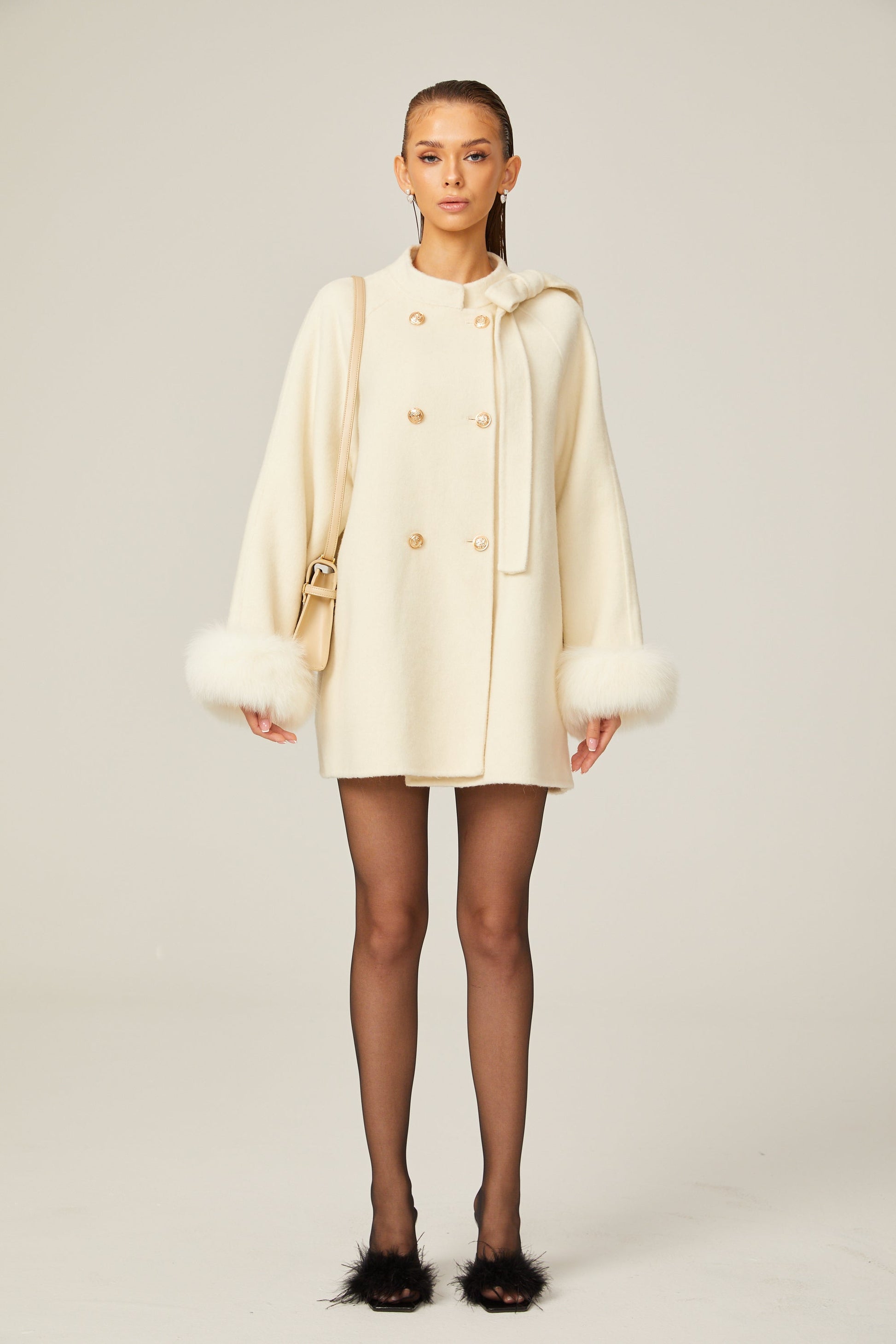 Leila - White Wool fur Bowknot Coat