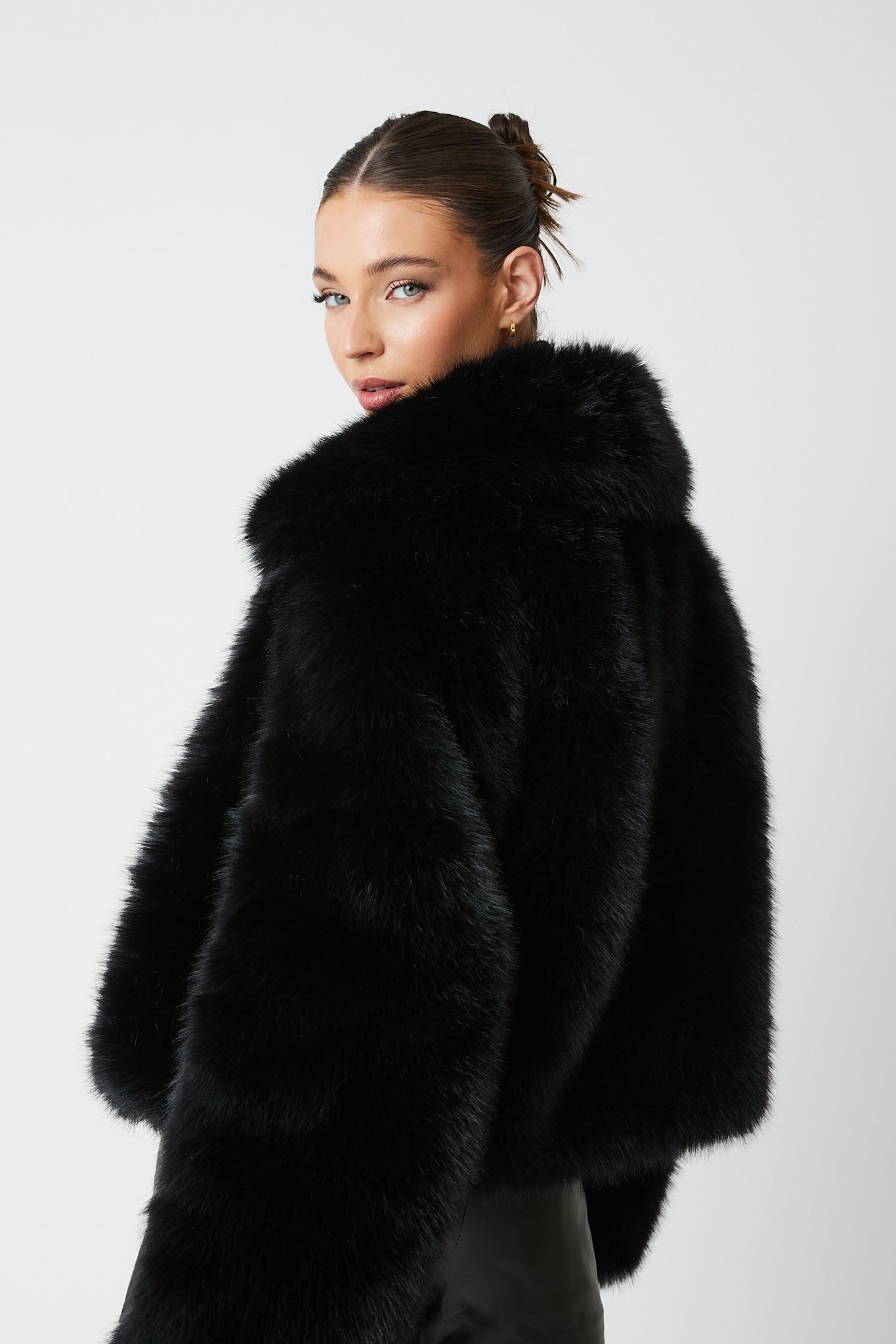 Angeline Premium Faux Fur Bomber