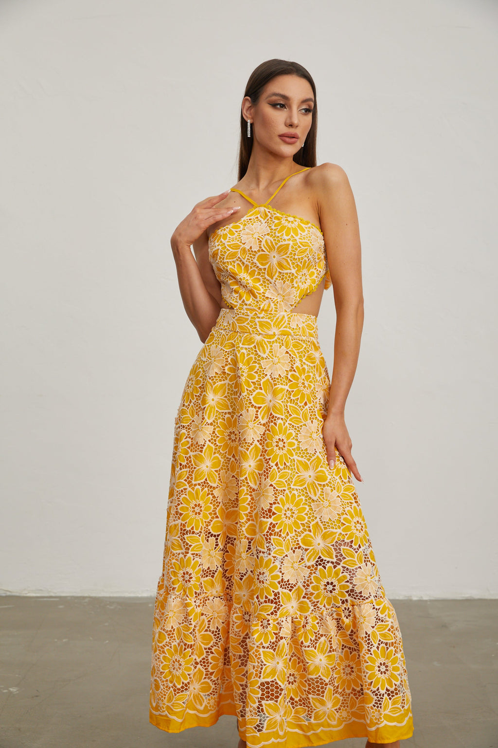 Dorothy - Halter Maxi Dress