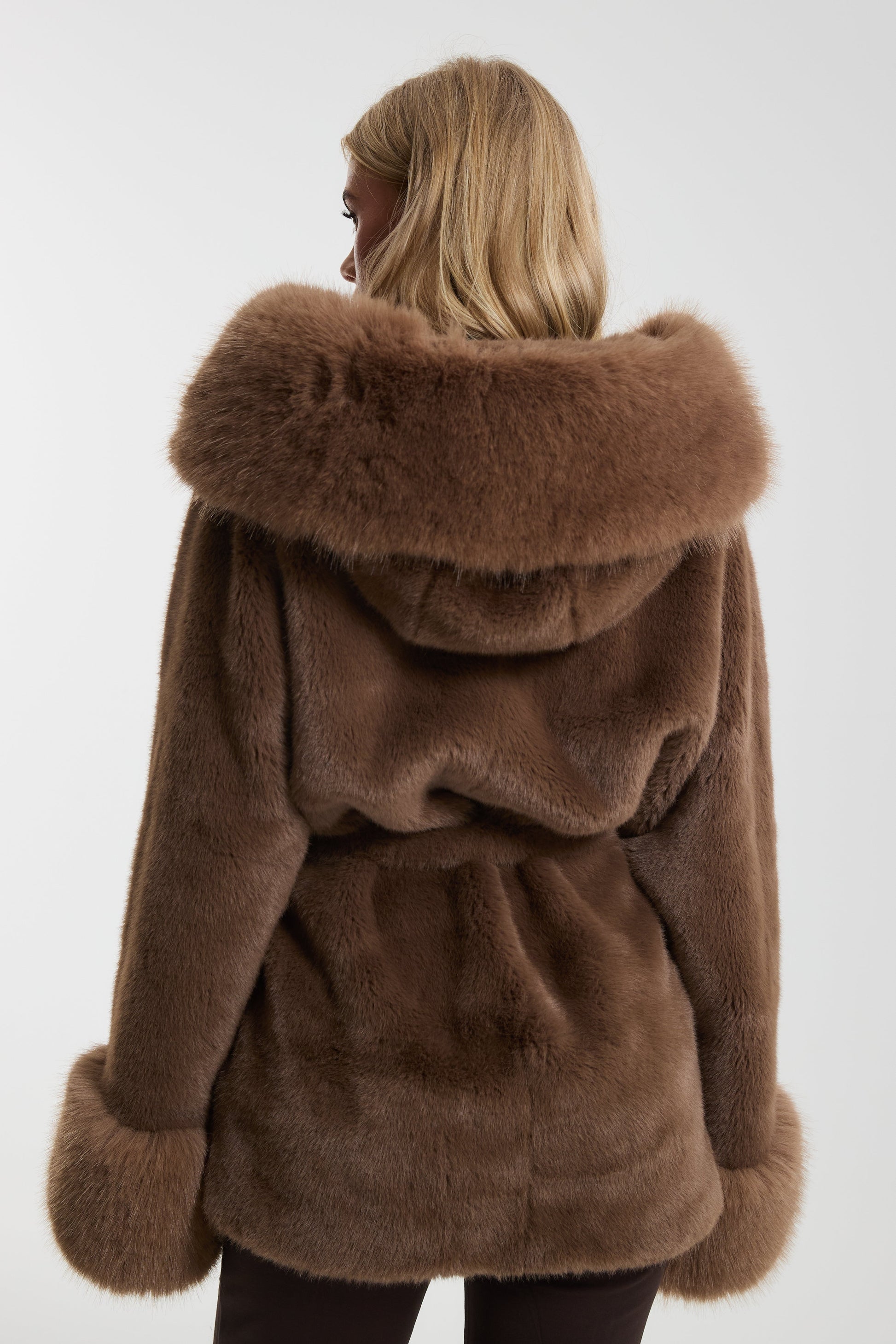 Ari Premium Faux Fur Coat
