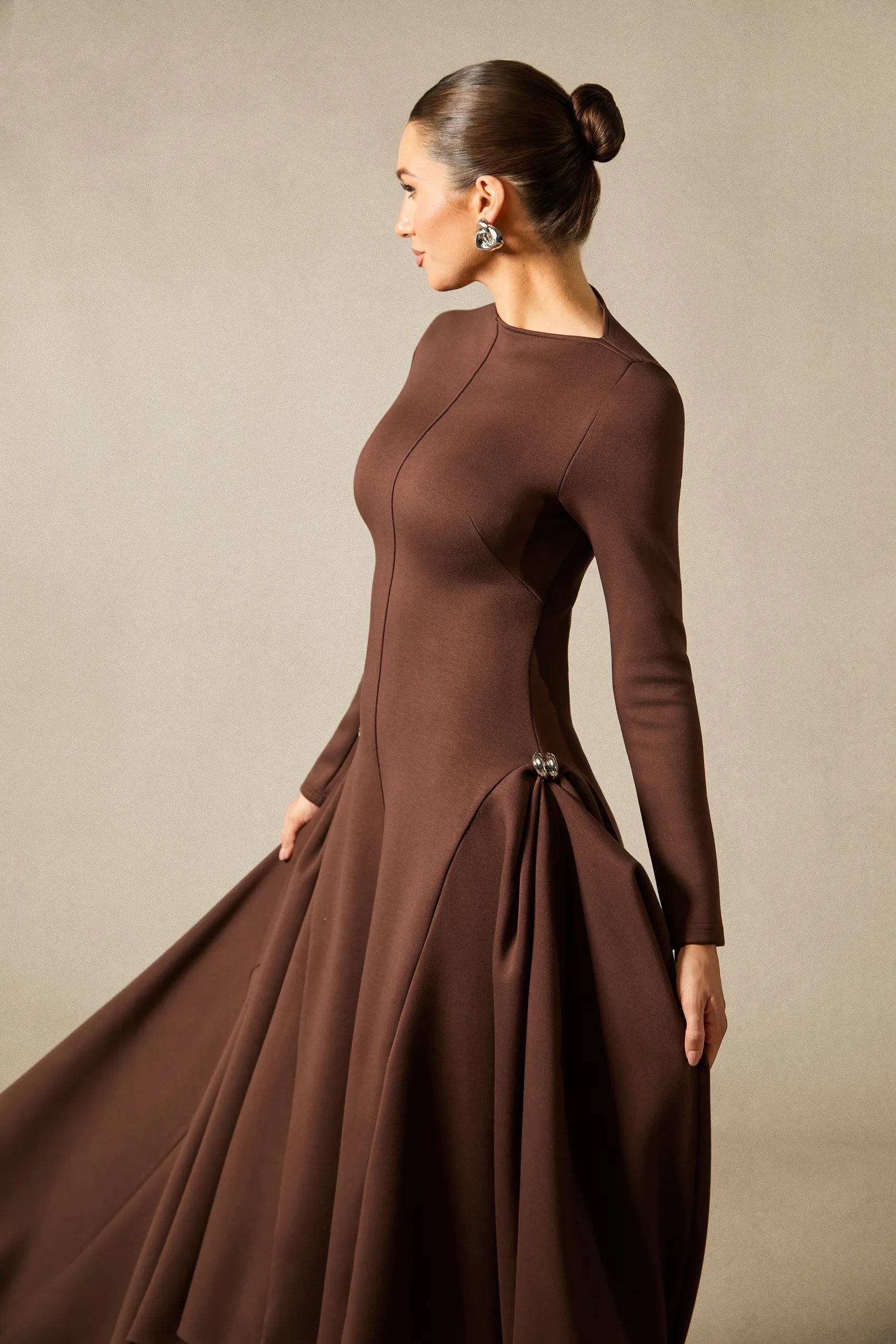 Olivia - Brown Long Sleeve Midi Dress