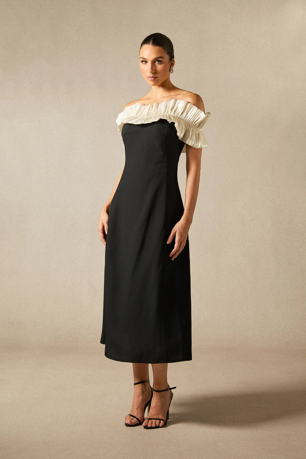 Bonnie - Off-Shoulder Ruffle Midi Dress