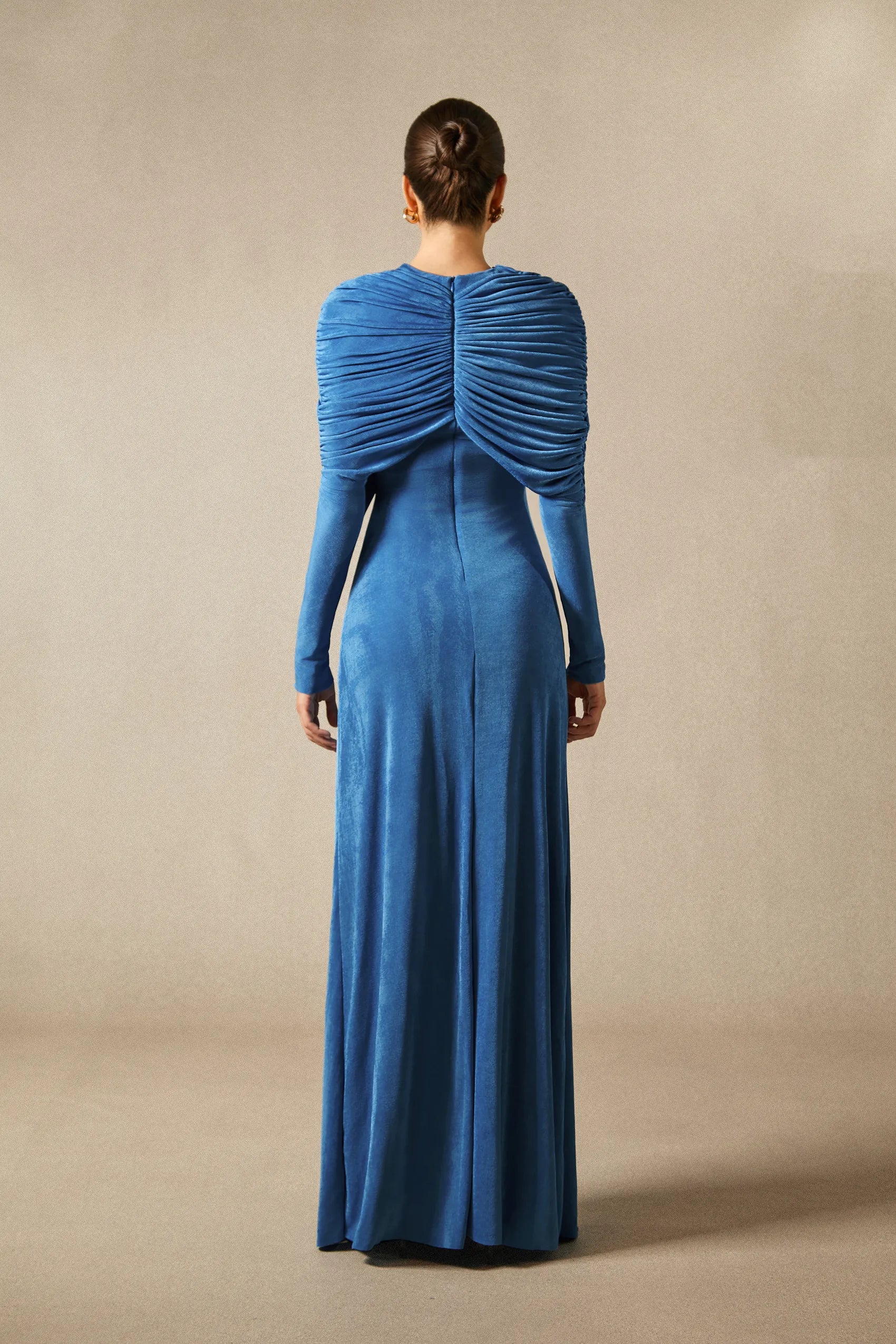 Virginia - Blue Velvet Long Sleeve Maxi Dress