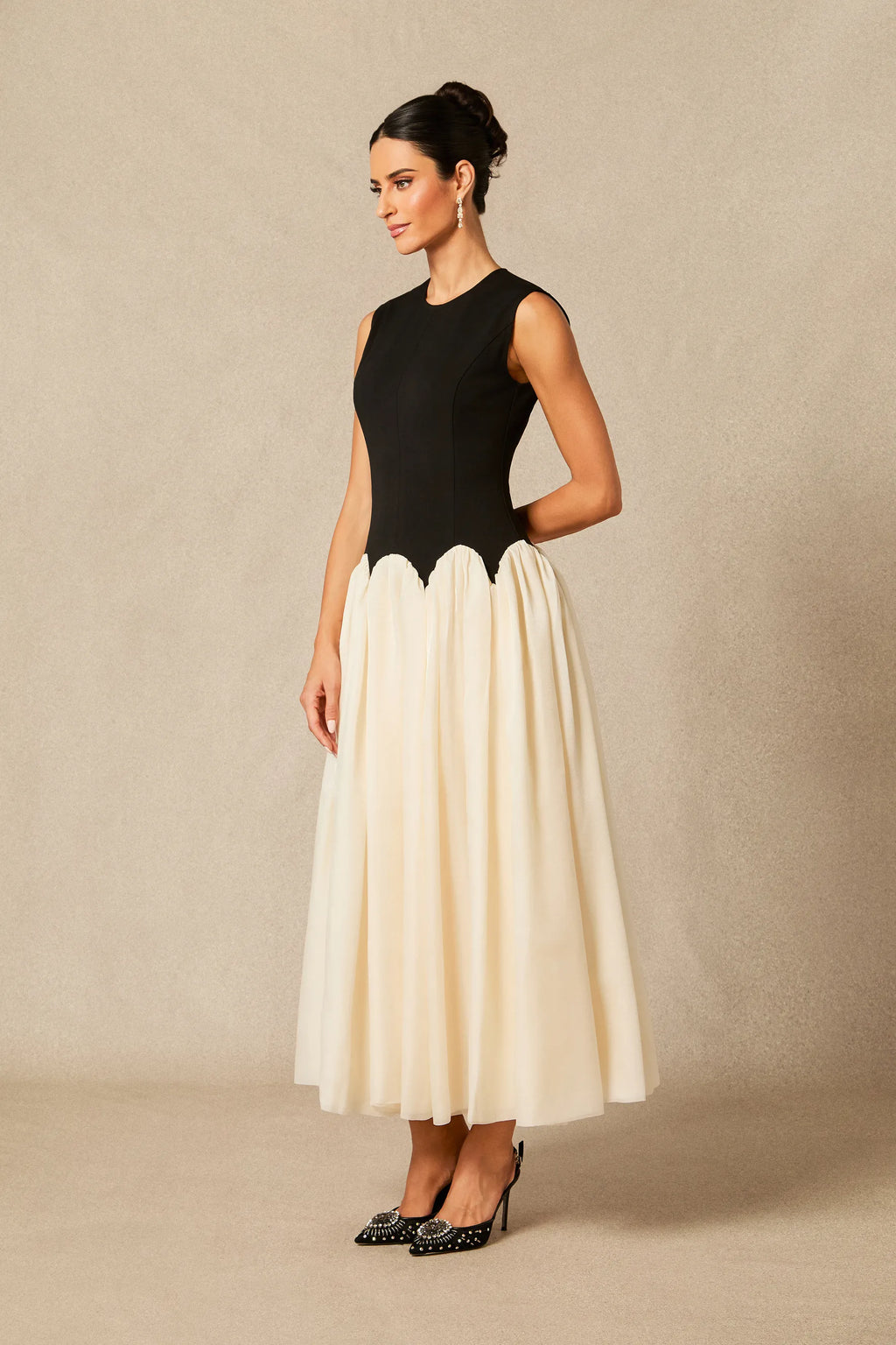 Zoey - Black & White Maxi Dress