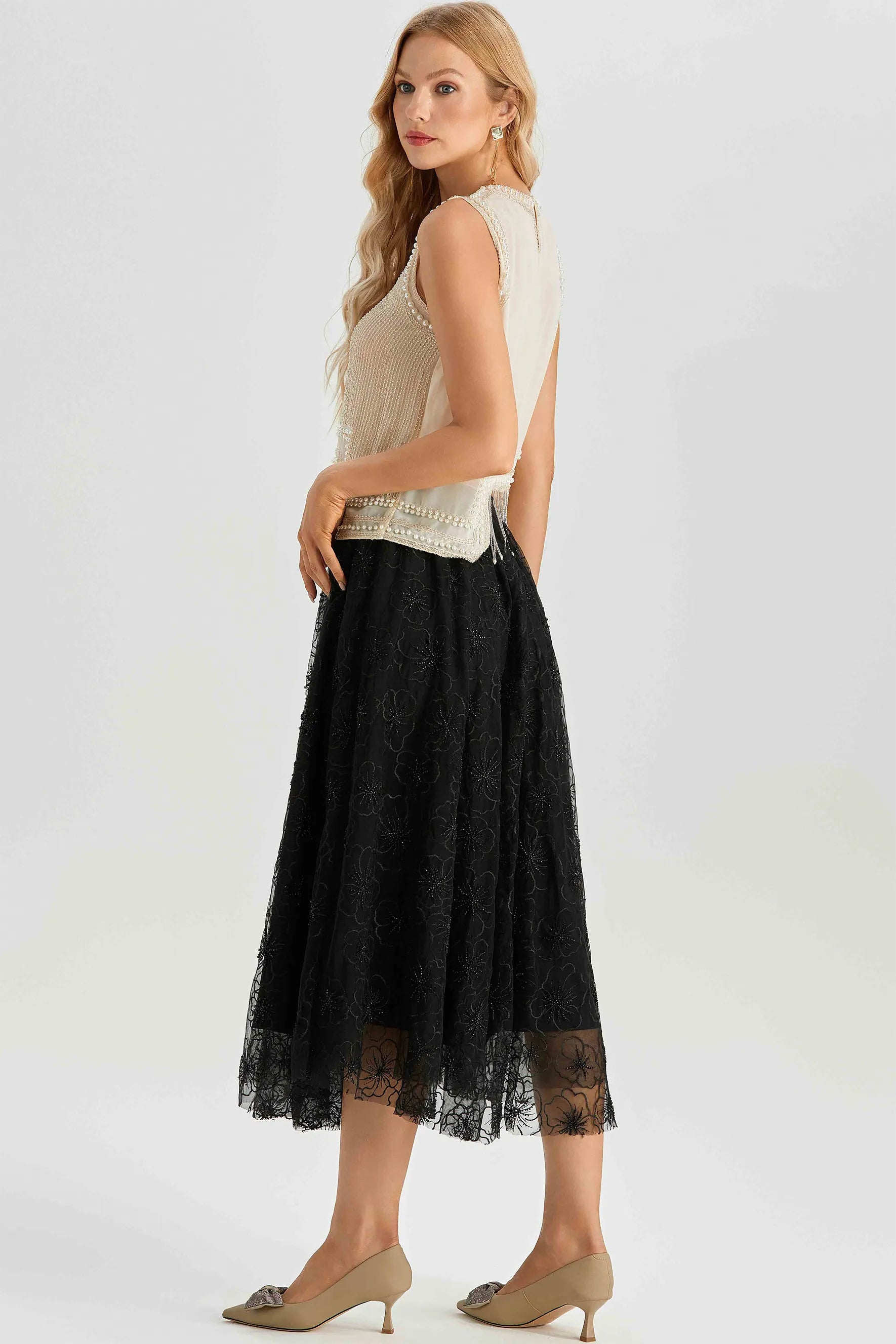 Alina - Sleeveless Pearl Trim Fringe Top