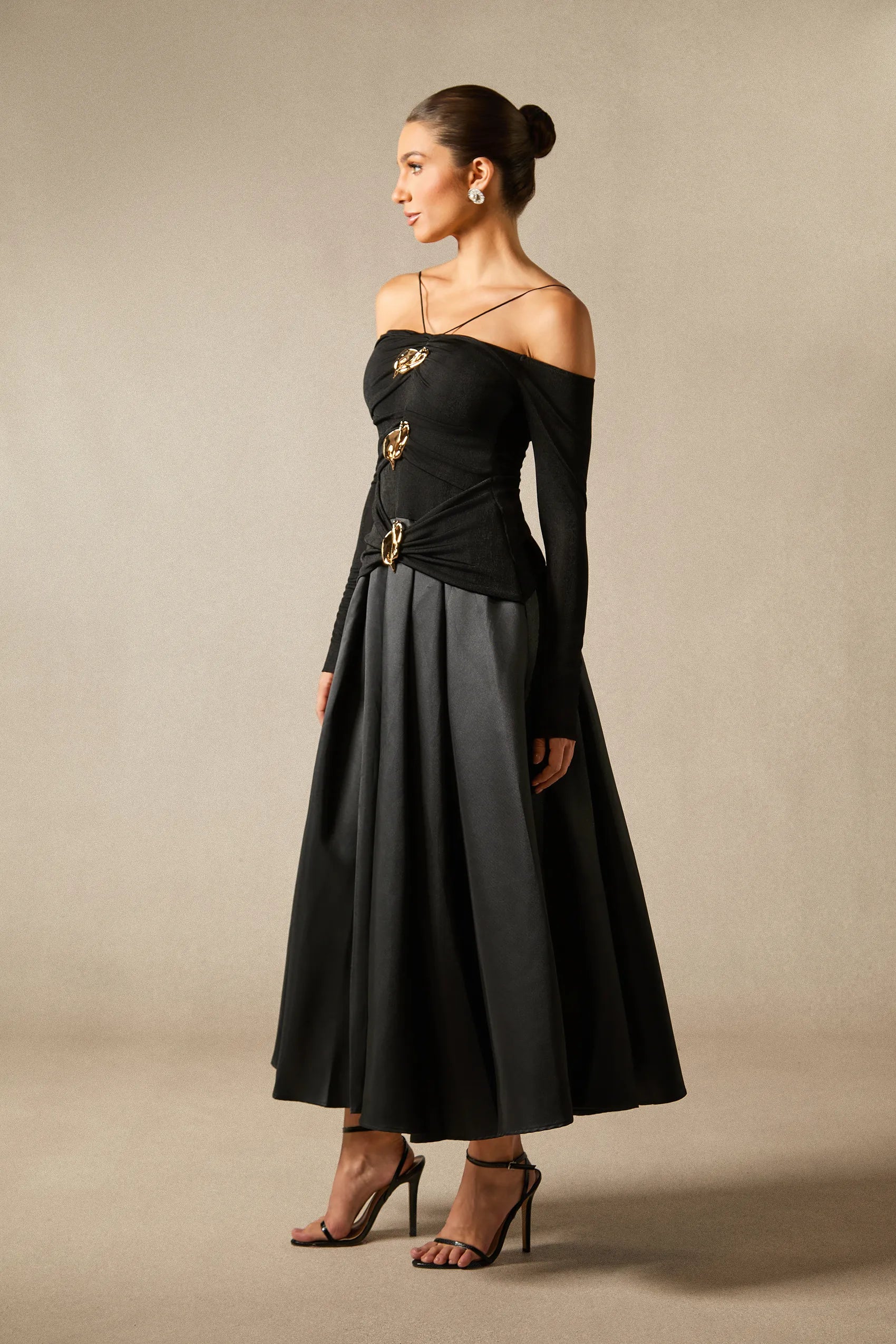 Katherine - Off-Shoulder Strap Maxi Dress