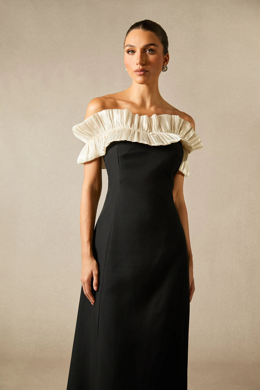 Bonnie - Off-Shoulder Ruffle Midi Dress