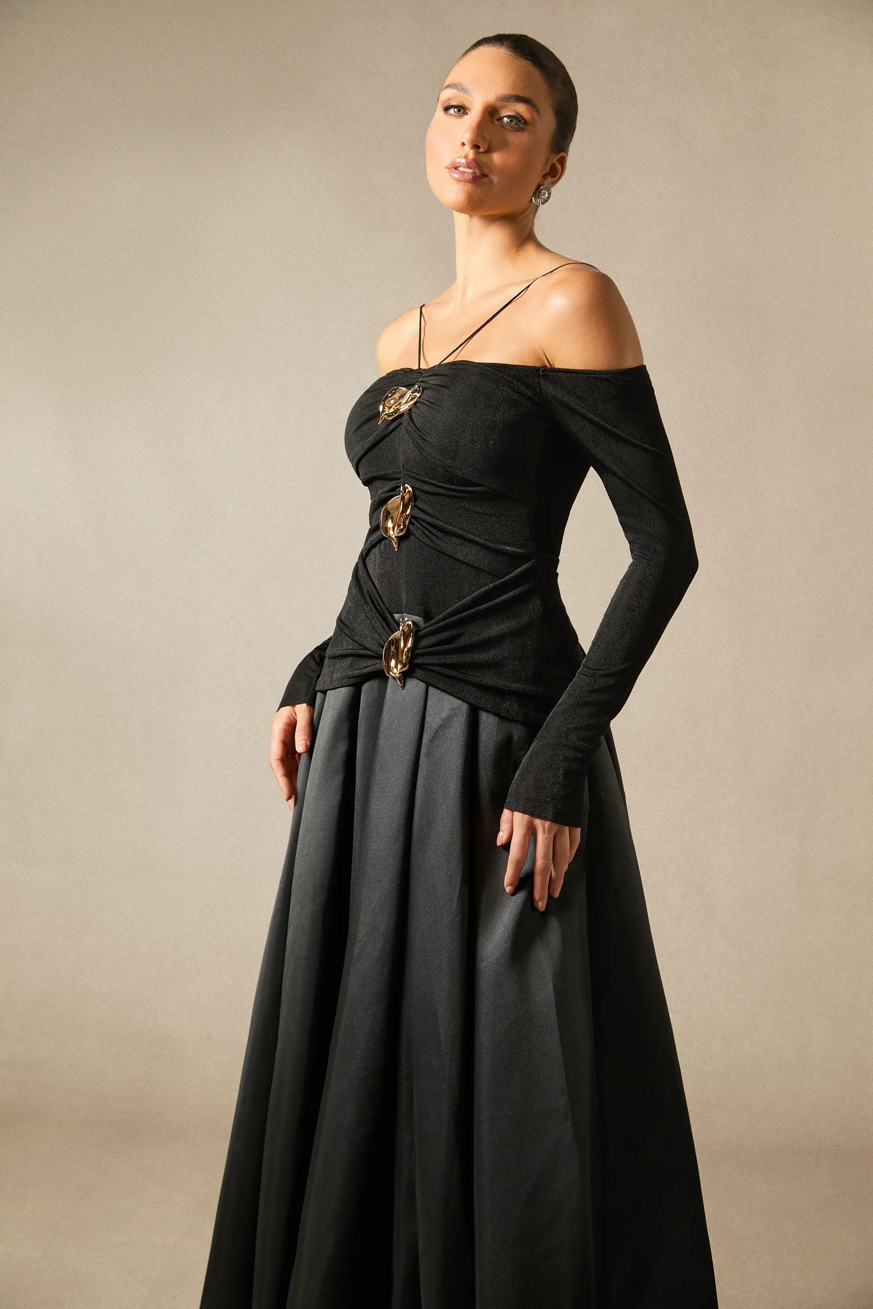 Katherine - Off-Shoulder Strap Maxi Dress