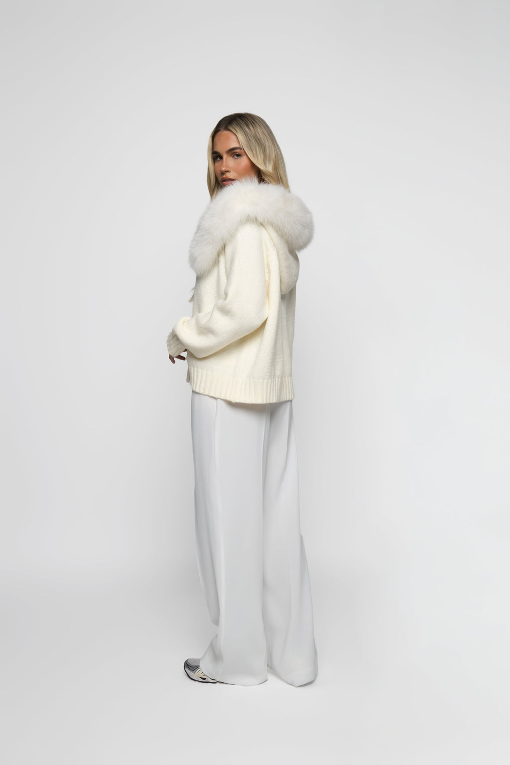 The d'Ampezzo Cardigan - White
