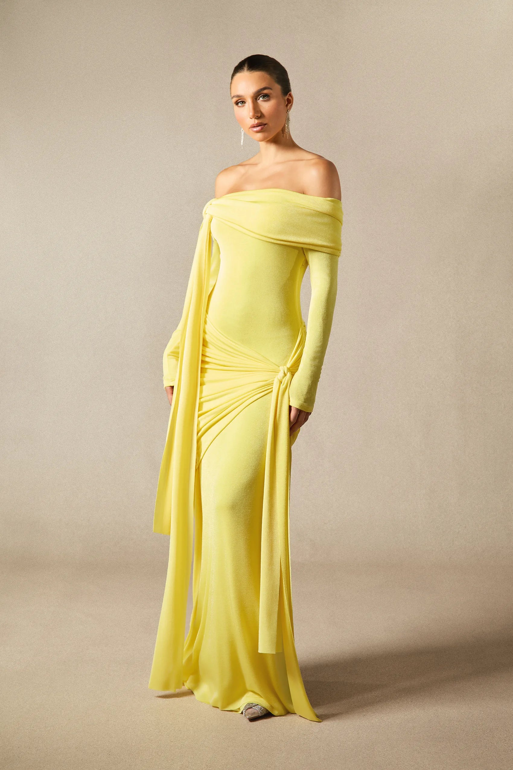 Corinne - Off-Shoulder Knot Detail Maxi Dress