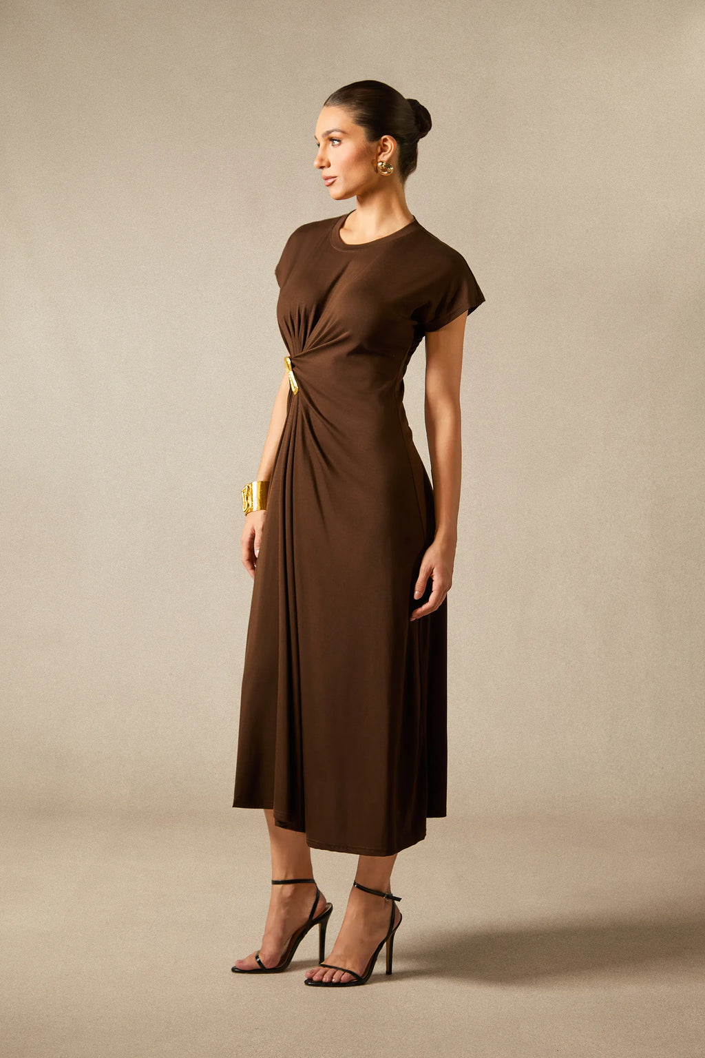 Bonnie - Short Sleeve Brown Midi Dress