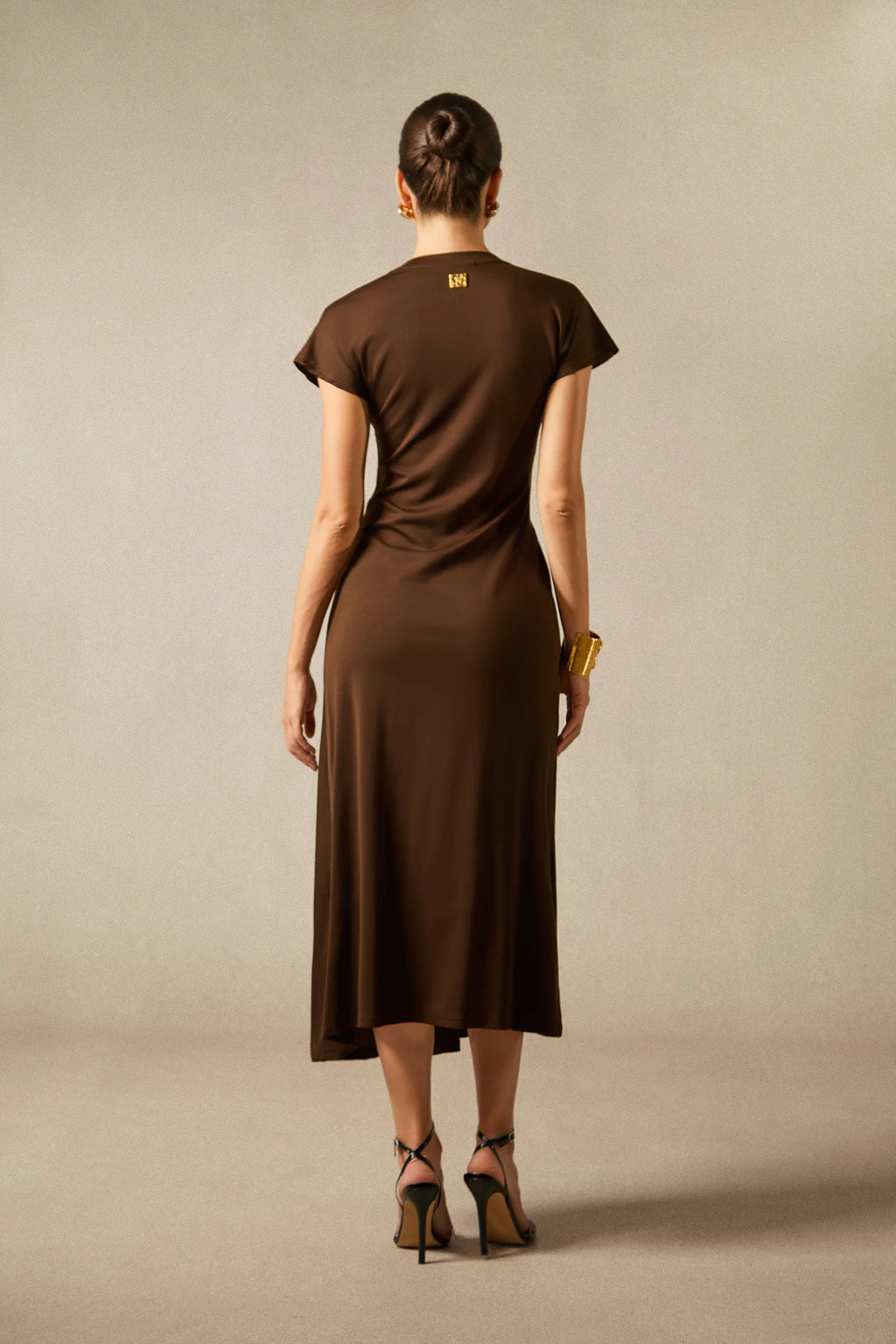 Bonnie - Short Sleeve Brown Midi Dress