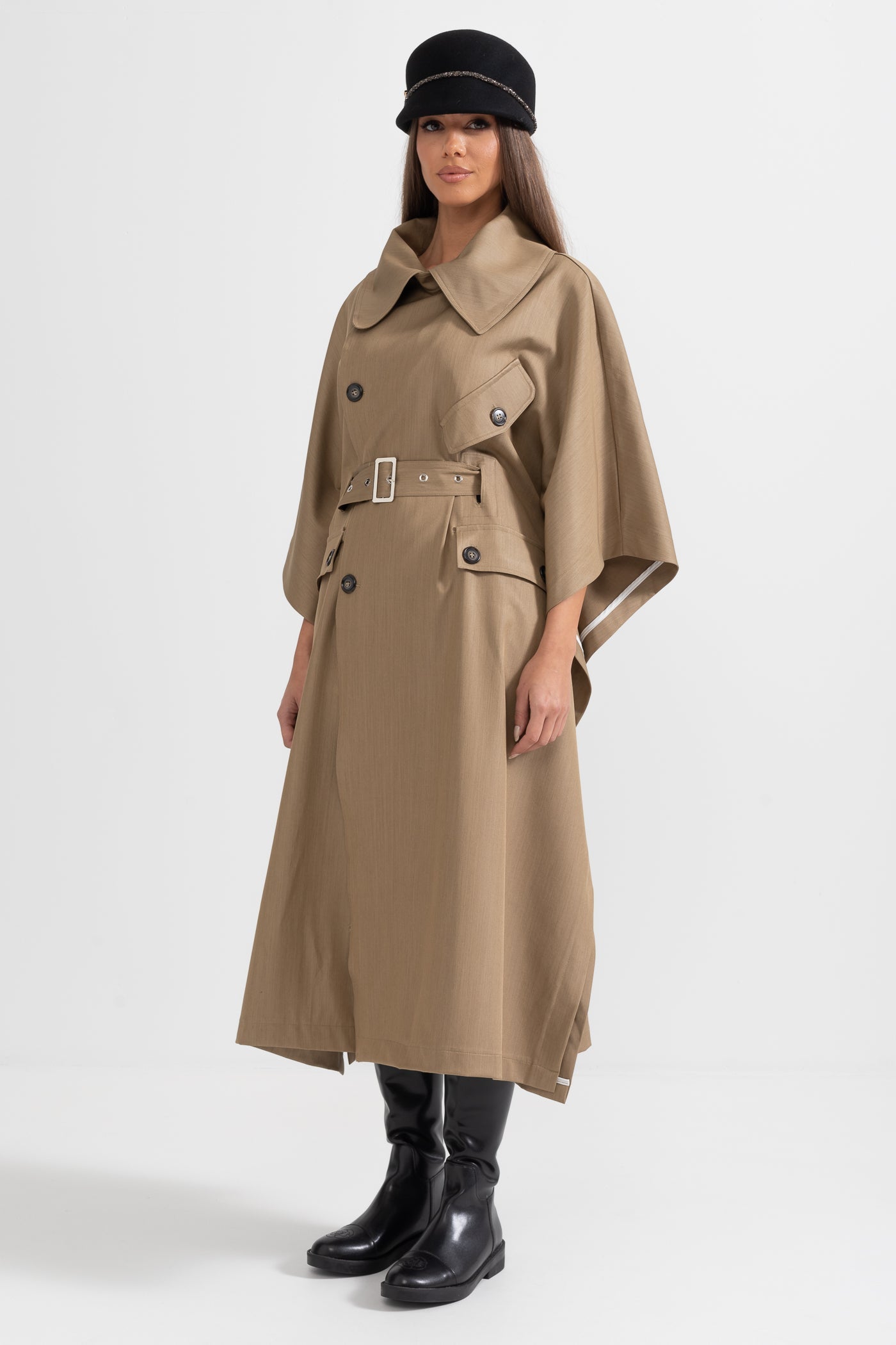 Oakley - Trench Coat With Cape-Like Sleeve Construction - Khaki