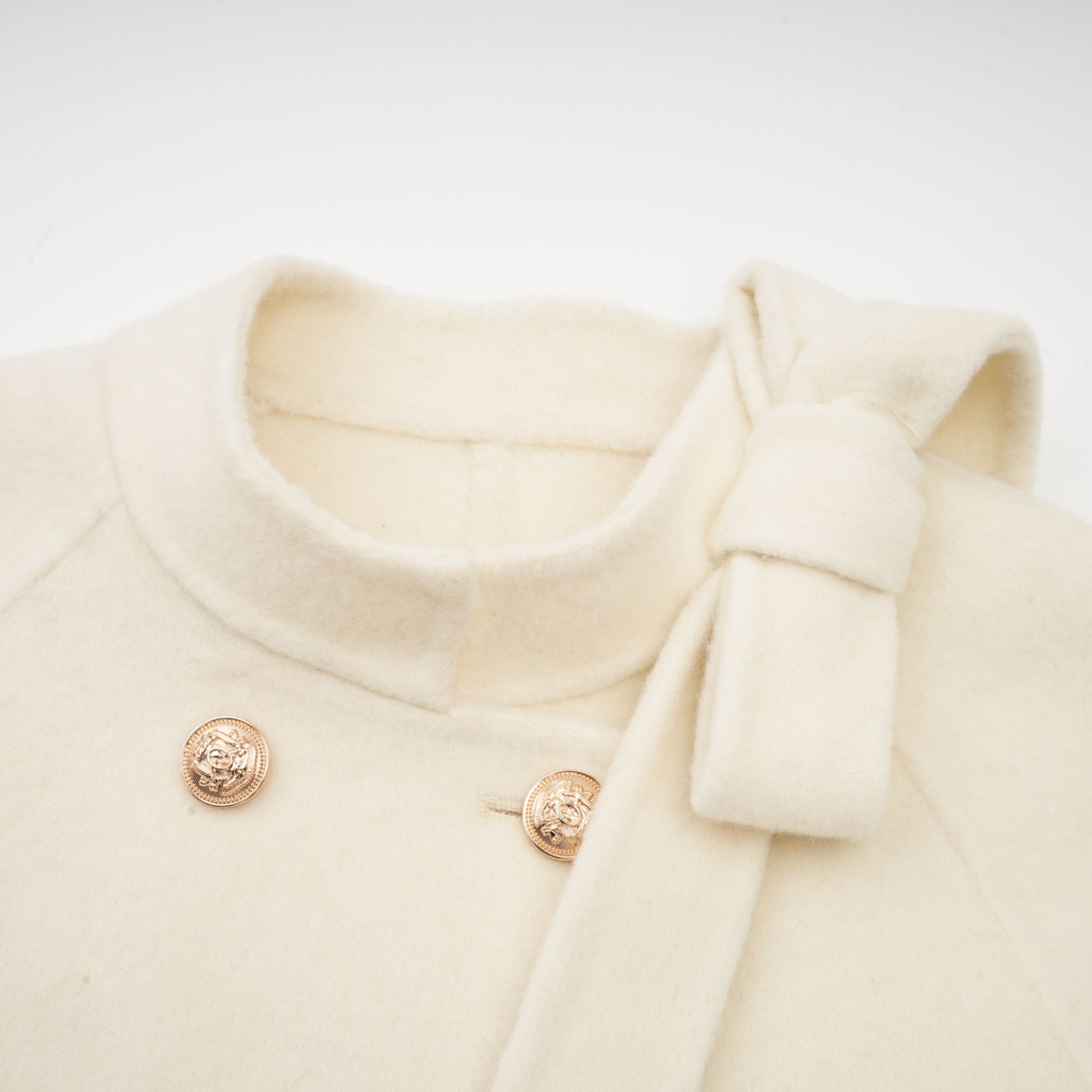 Leila - White Wool fur Bowknot Coat