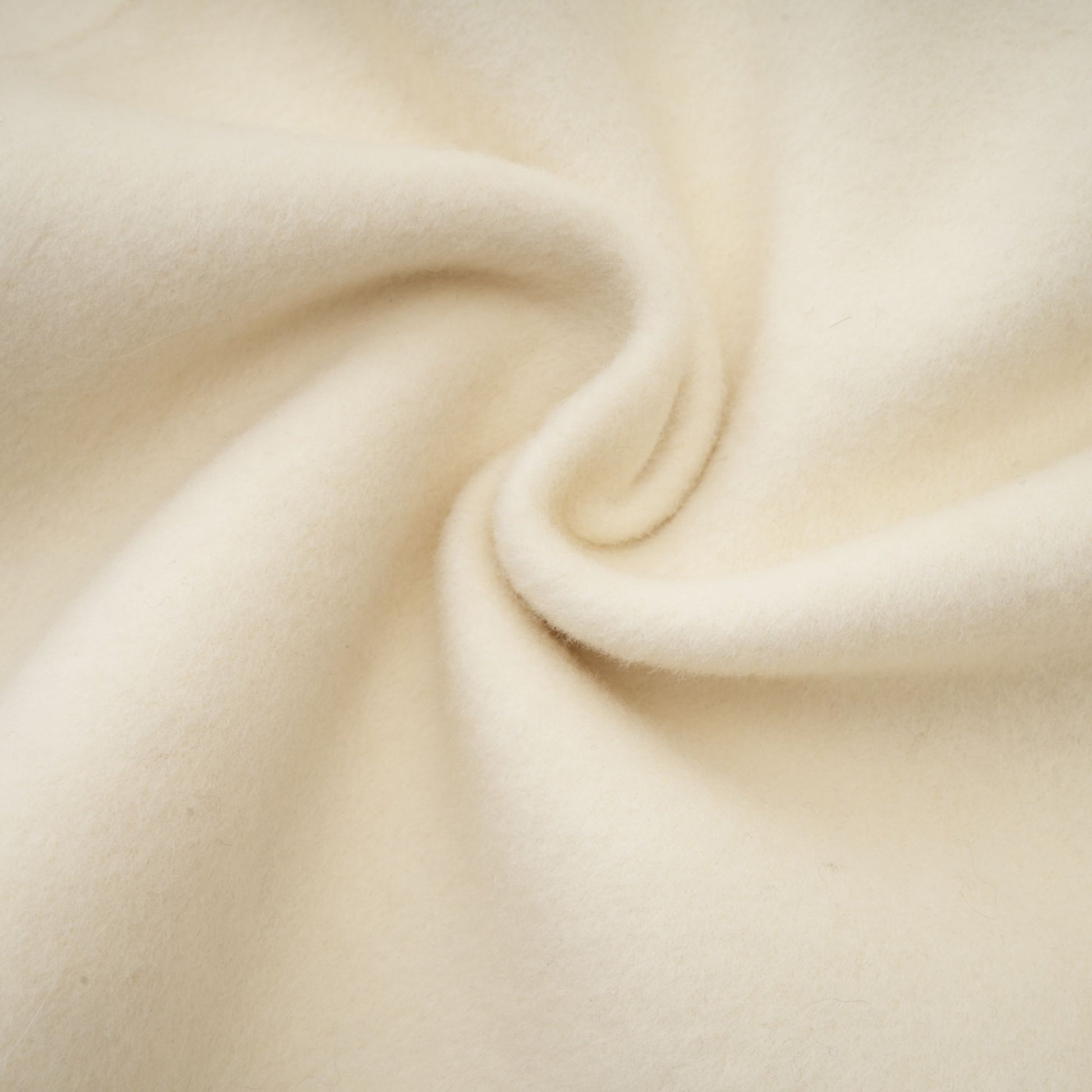 Leila - White Wool fur Bowknot Coat