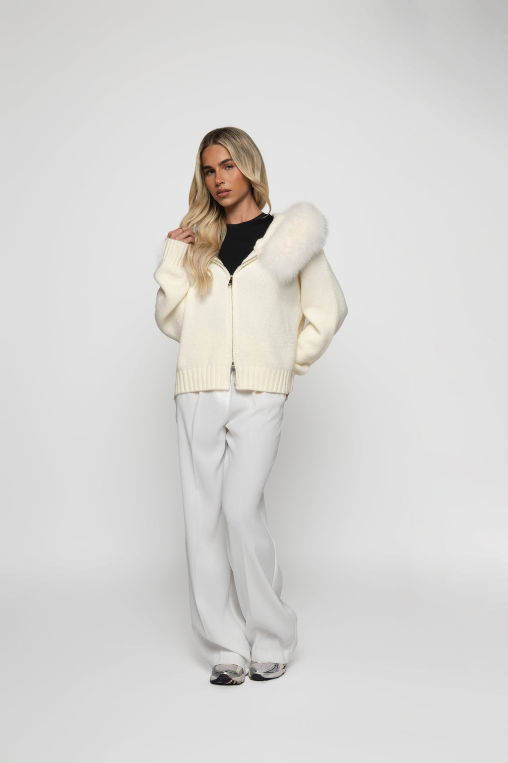 The d'Ampezzo Cardigan - White