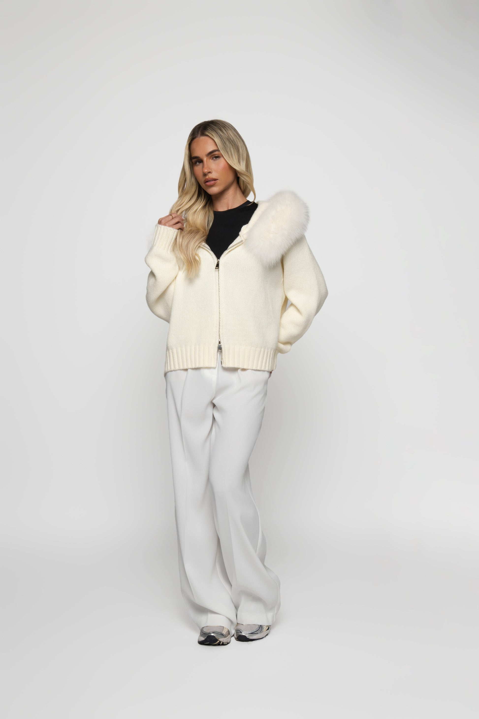 The d'Ampezzo Cardigan - White