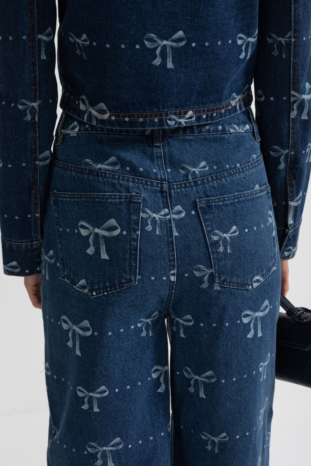 Denim Co-Ordinate Ensemble With Long Sleeved Jacket And Wide-Leg Jeans - Blue