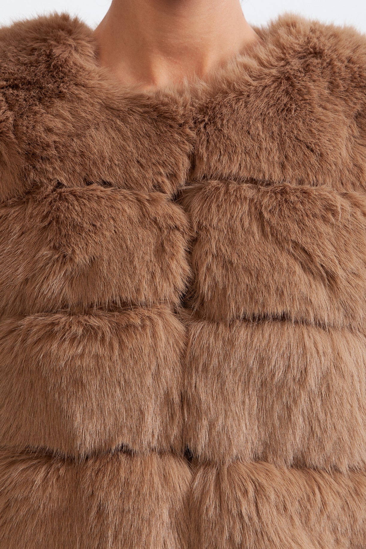 Willow - Faux Fur Jacket - Brown