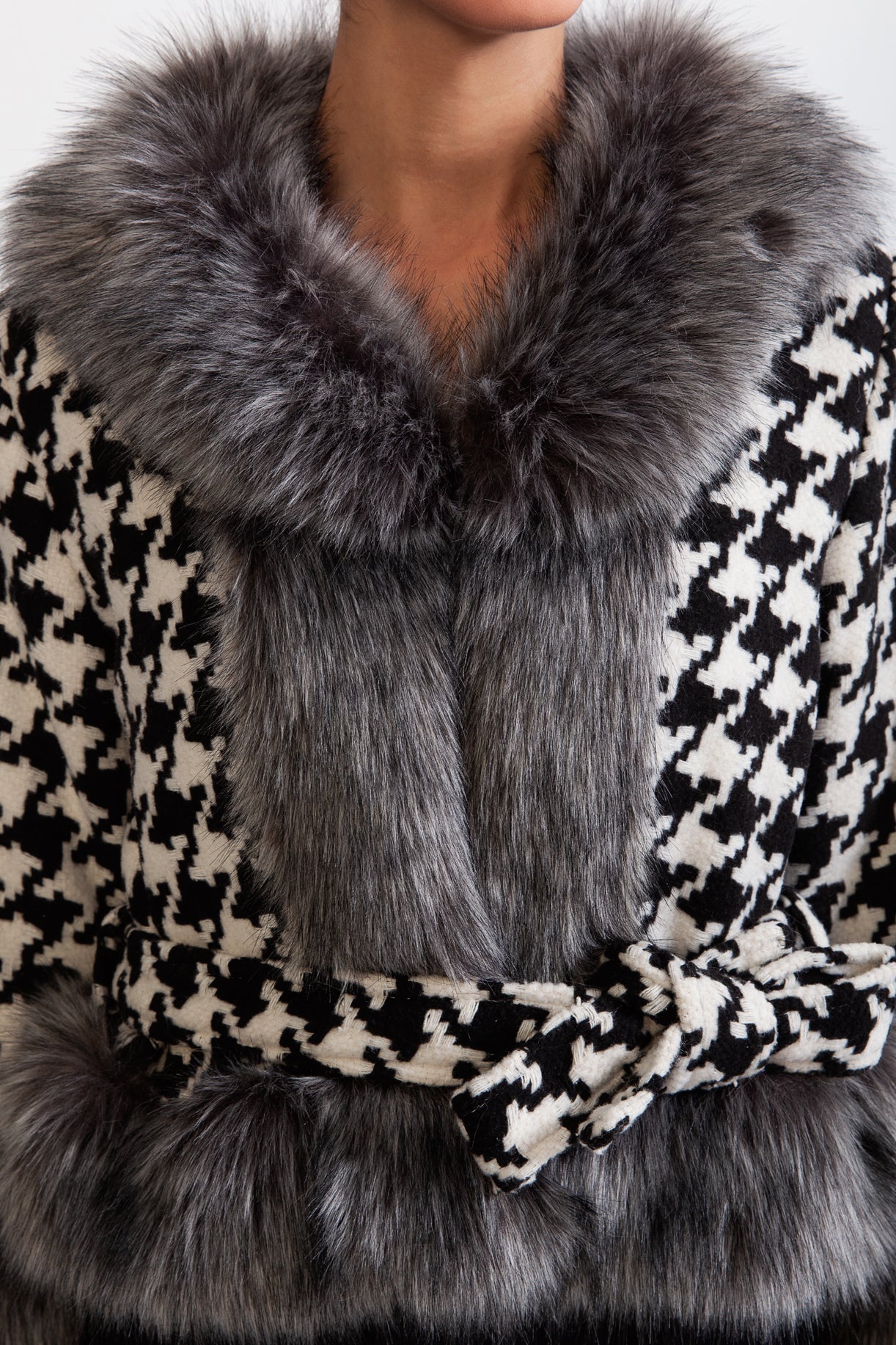 Liberty -Houndstooth Wool Belted Coat with Fur