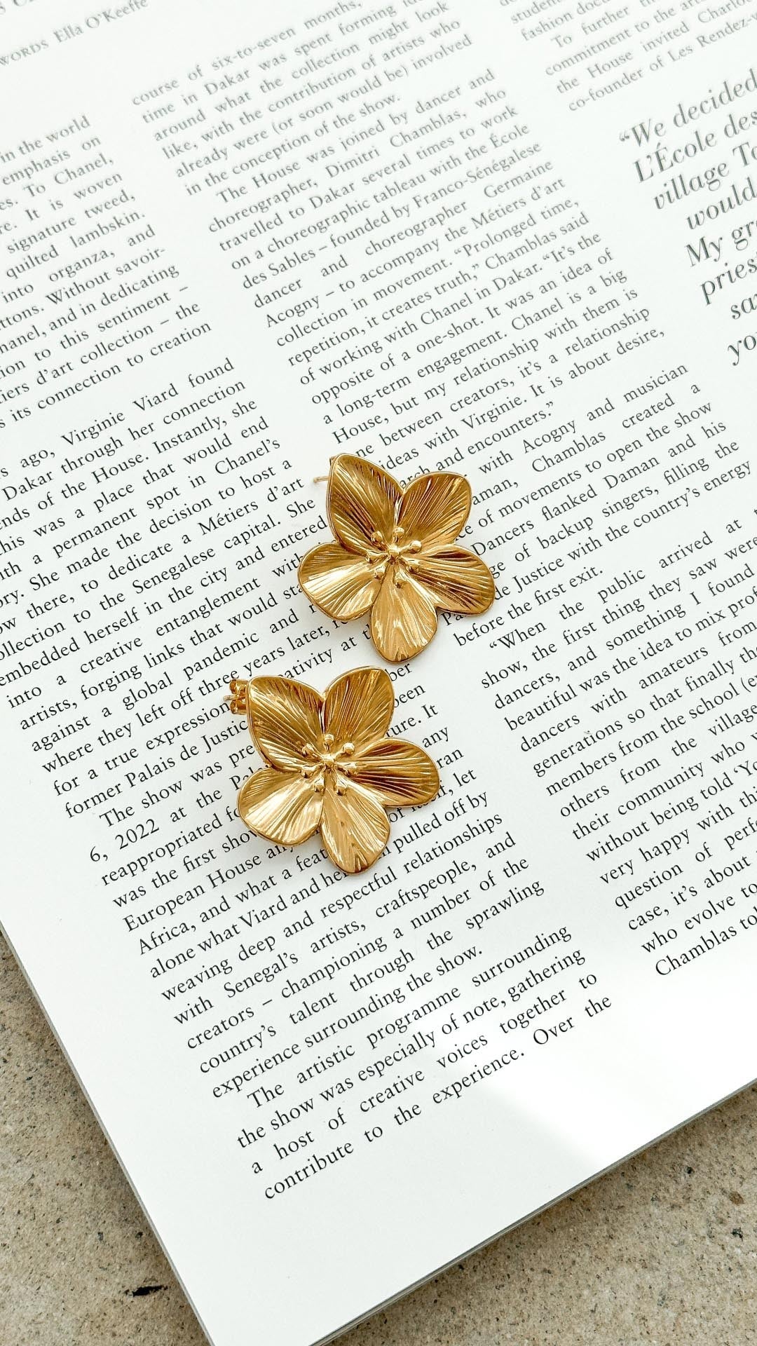 Lexi - Gold Plated Flower Earrings