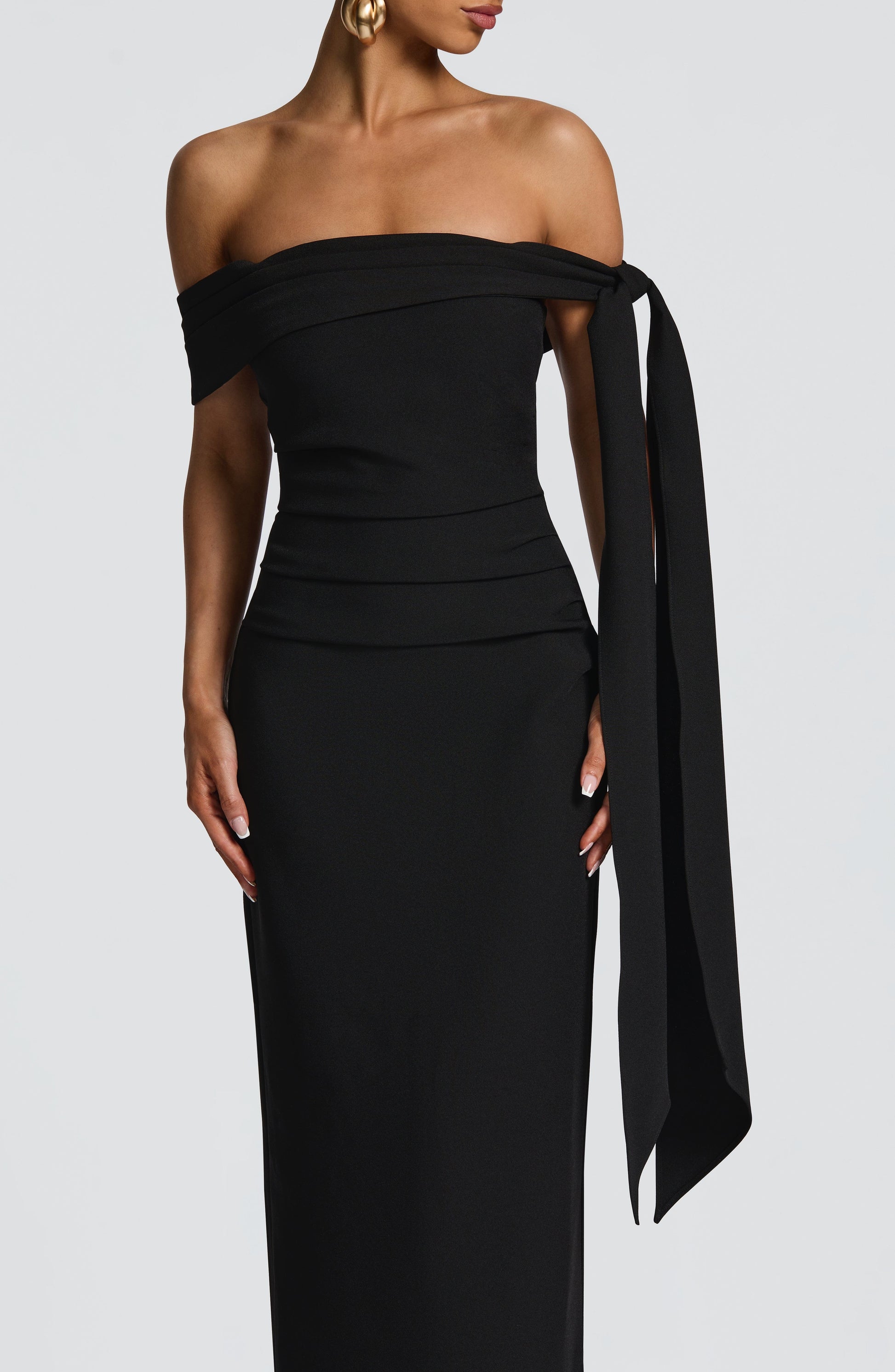 Mona - Black Maxi Dress