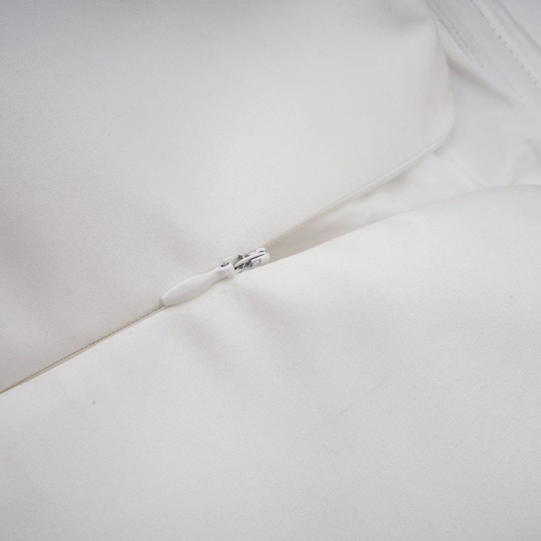 Bettina - White Layered Mini Dress