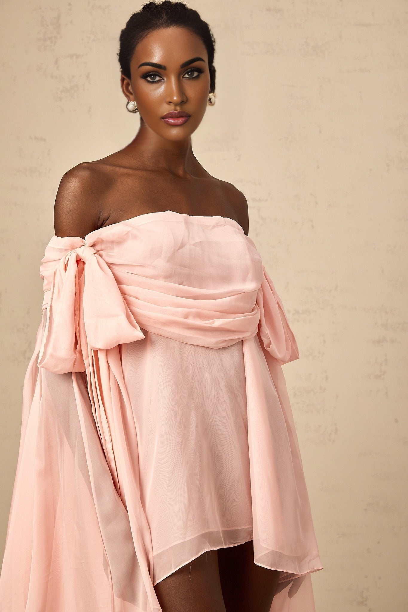 Arianna - Pink Bow Off-Shoulder Mini Dress